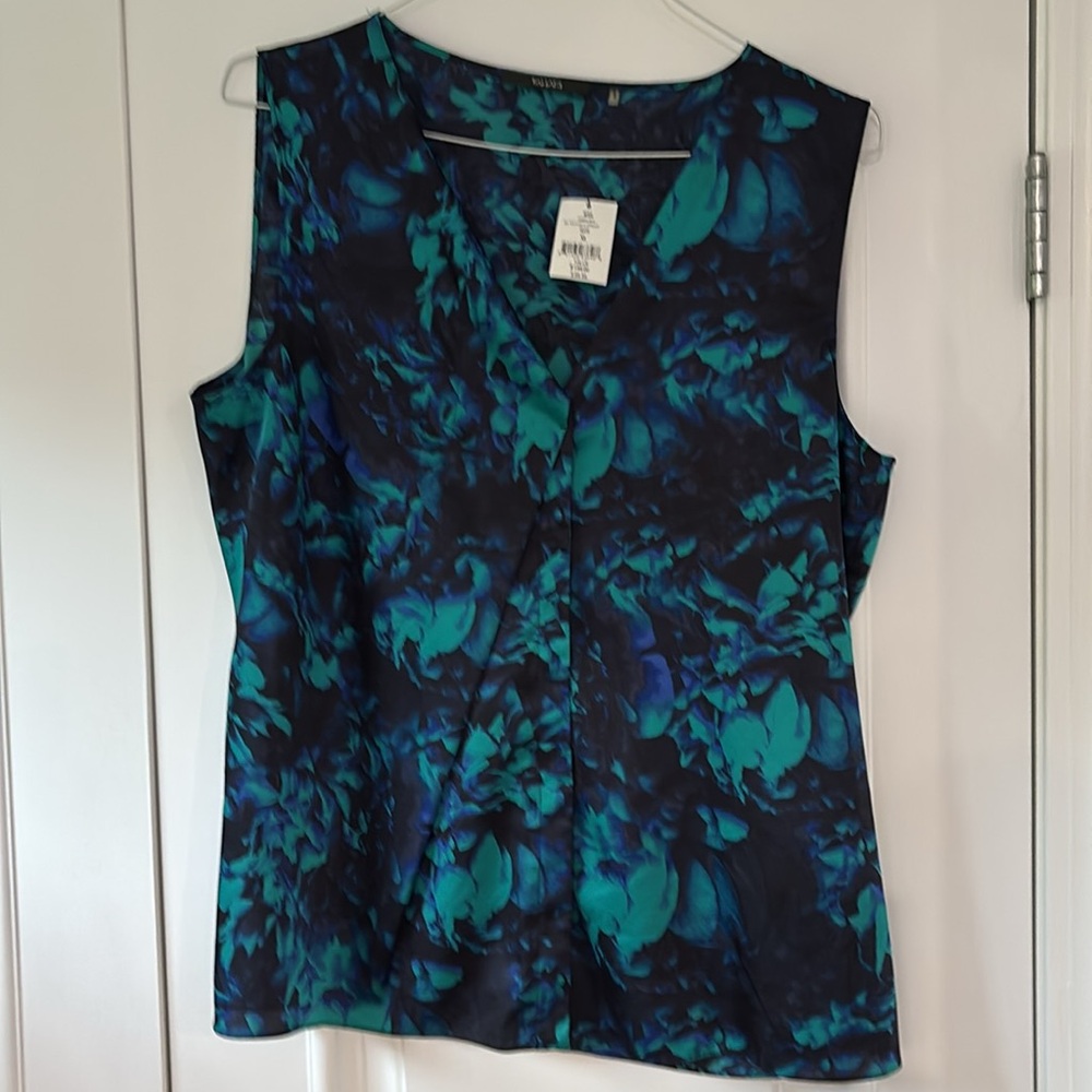 Tahari V Neck “ Midnight Dream” Printed Sleeveless Blouse XL